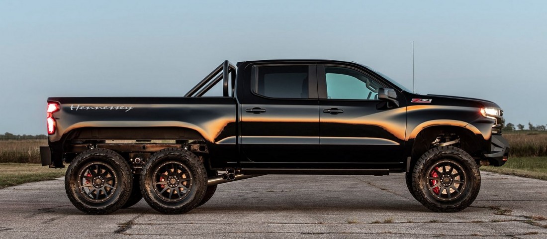 Platós kisteherautó 116 millió forintért