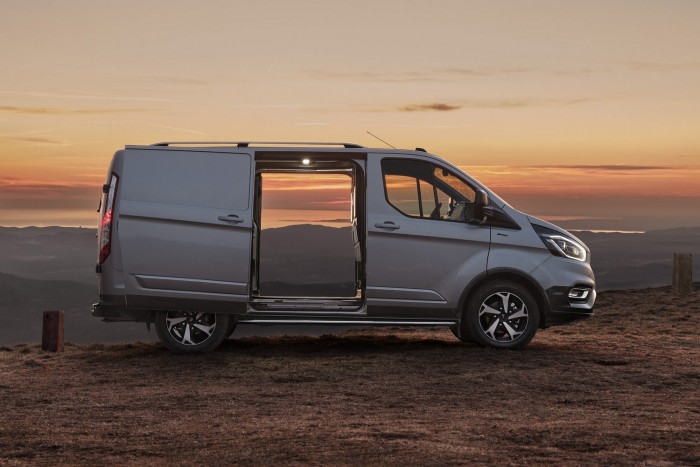 Hatvan fotón a Ford lifestyle-furgonja 4