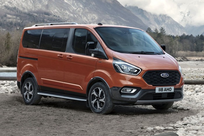 Szabadidőjárműnek képzeli magát a Ford furgonja 7 | Vezess Szabadidőjárműnek képzeli magát a Ford furgonja 7