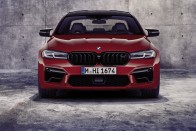 Megújult a BMW M5 124