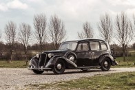 A háború előtti olasz luxust adja az eredeti Alfa Romeo 6C 21