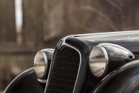 A háború előtti olasz luxust adja az eredeti Alfa Romeo 6C 20