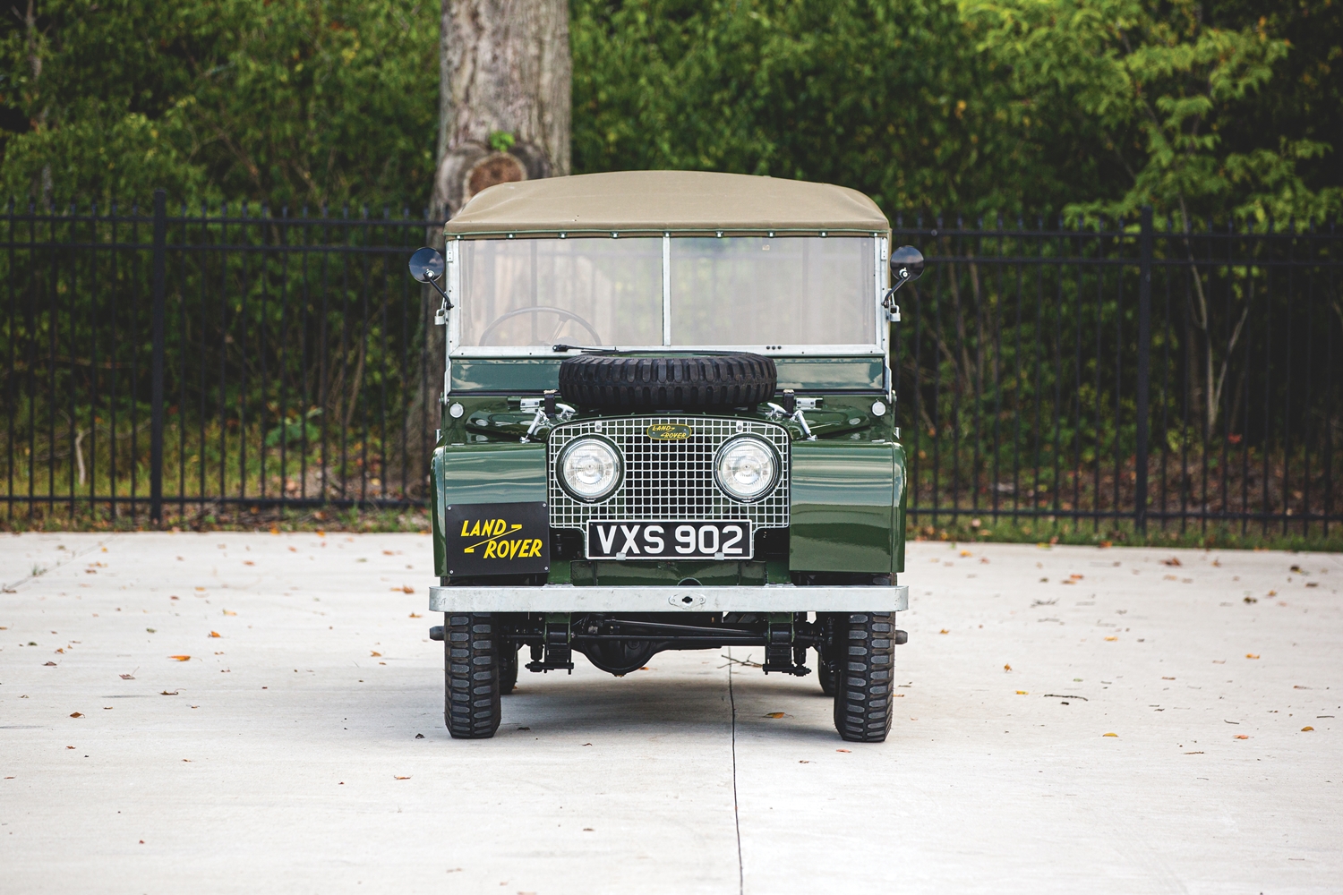 Kínosan makulátlan ez az 1950-es Land Rover 9