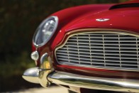 Elképesztően gyönyörű az 1965-ös kabrió Aston Martin 23