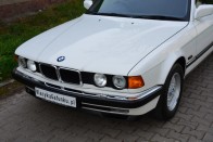 Ezer kilométer sincs az alig hárommilliós BMW-ben 23