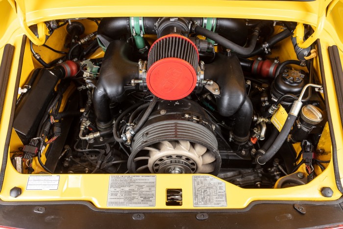 Elmehetsz vele a boltba, miután leugrottál a dobogóról 6