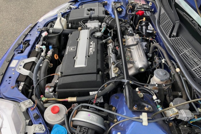 15 millióért vitték a 20 éves Honda Civic-et 6