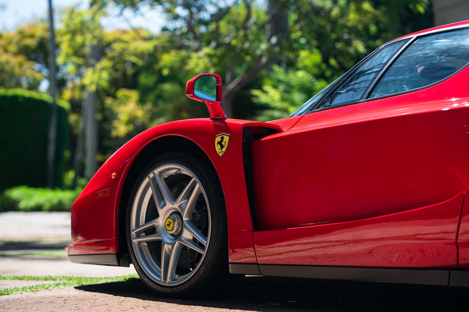 Ez nemcsak egy Ferrari Enzo, hanem egy 800 milliós netes vásárlás 12