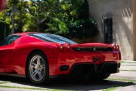 Ez nemcsak egy Ferrari Enzo, hanem egy 800 milliós netes vásárlás 2