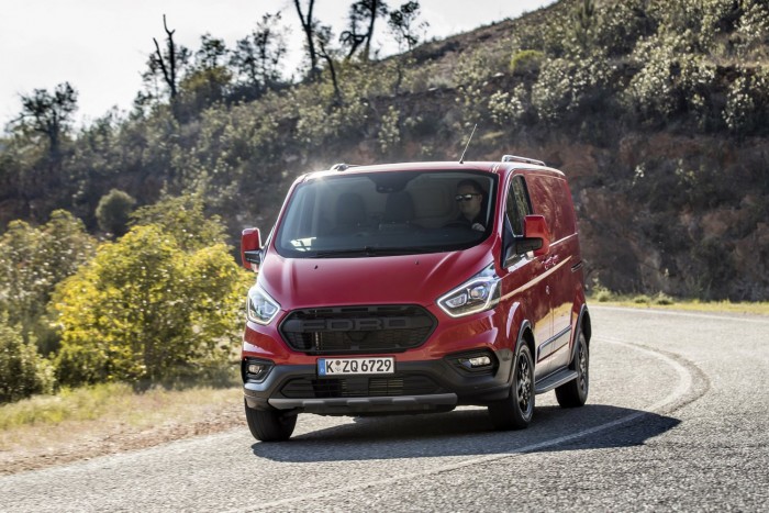 Hatvan fotón a Ford lifestyle-furgonja 23