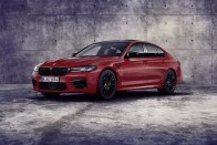 Megújult a BMW M5 151