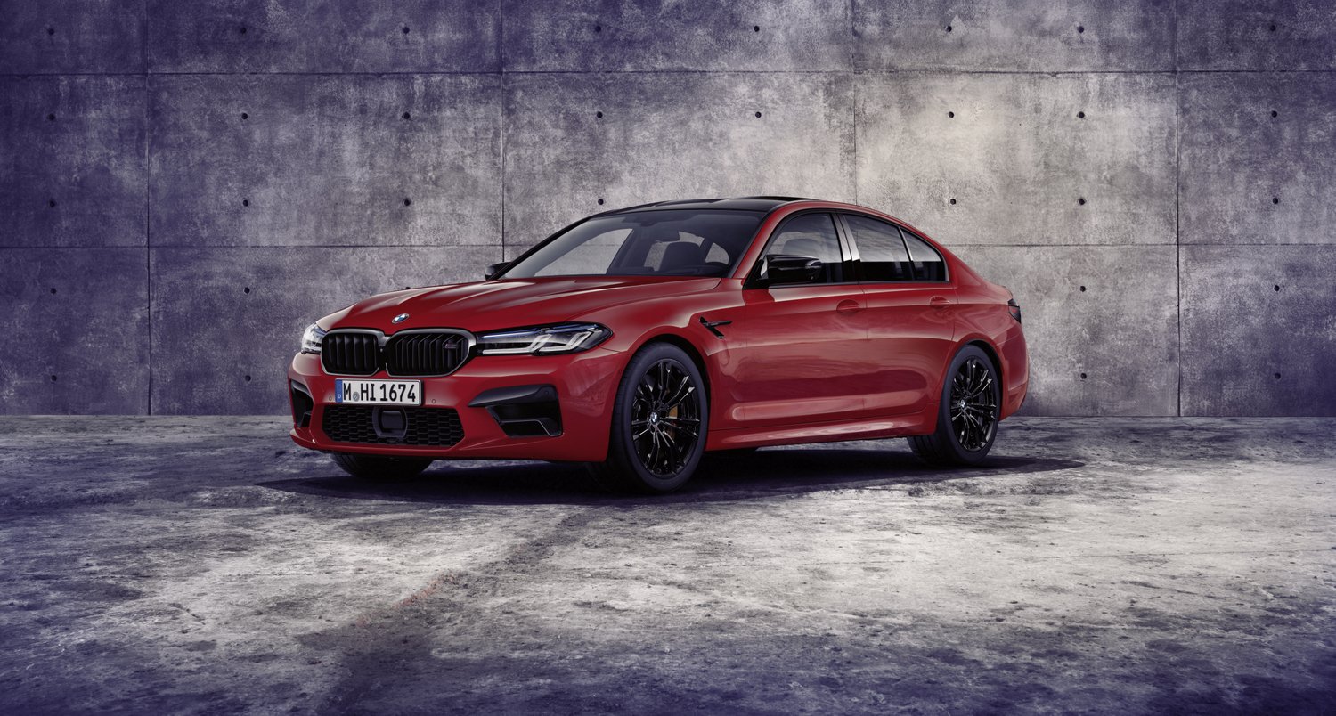 Megújult a BMW M5 60