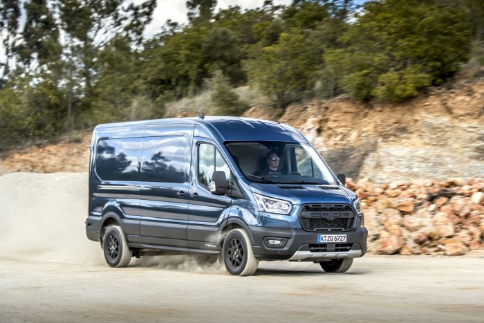 Hatvan fotón a Ford lifestyle-furgonja 44