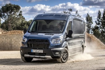 Hatvan fotón a Ford lifestyle-furgonja