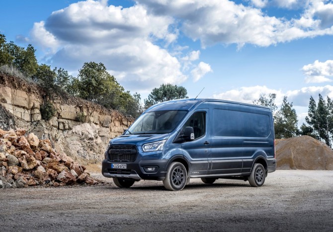 Hatvan fotón a Ford lifestyle-furgonja 49