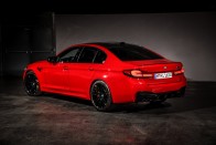 Megújult a BMW M5 173