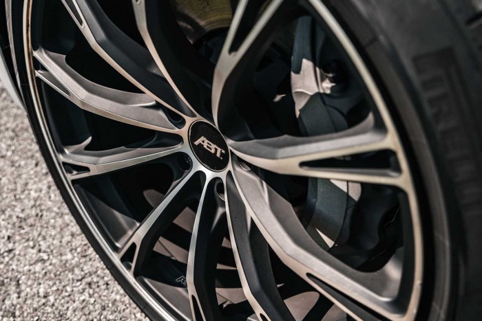 408 lóerős Audi luxuskombi, könnyű terepre 6