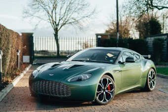Csodás ritkaság az Aston Martin V12 Zagato