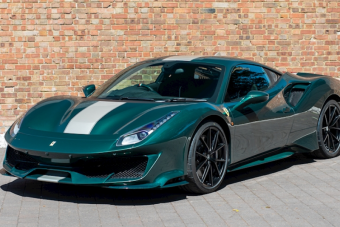 Ezen a Ferrarin csak az extrák 56 millió forintba kerültek