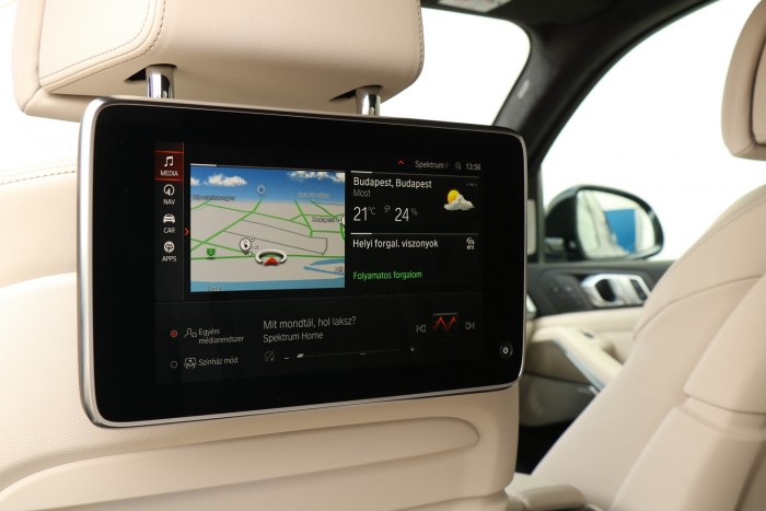 Hibrid a BMW-től: karcolja a 40 milliót, de nem véletlenül 130 Hibrid a BMW-től: karcolja a 40 milliót, de nem véletlenül 130