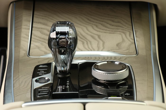 Hibrid a BMW-től: karcolja a 40 milliót, de nem véletlenül 125 Hibrid a BMW-től: karcolja a 40 milliót, de nem véletlenül 125