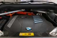 Hibrid a BMW-től: karcolja a 40 milliót, de nem véletlenül 80