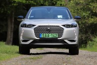 Luxus crossover kis villanymotorral, nagy akksival: DS 3 Crossback E-Tense teszt 3