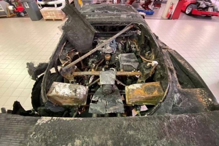 Feltámad a Monacoban porrá égett Ferrari F40-es? 7 Feltámad a Monacoban porrá égett Ferrari F40-es? 7