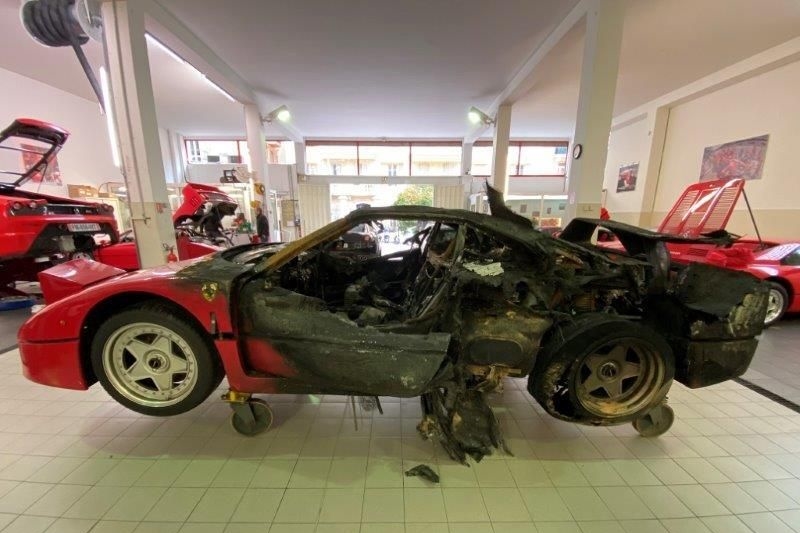 Feltámad a Monacoban porrá égett Ferrari F40-es? 2