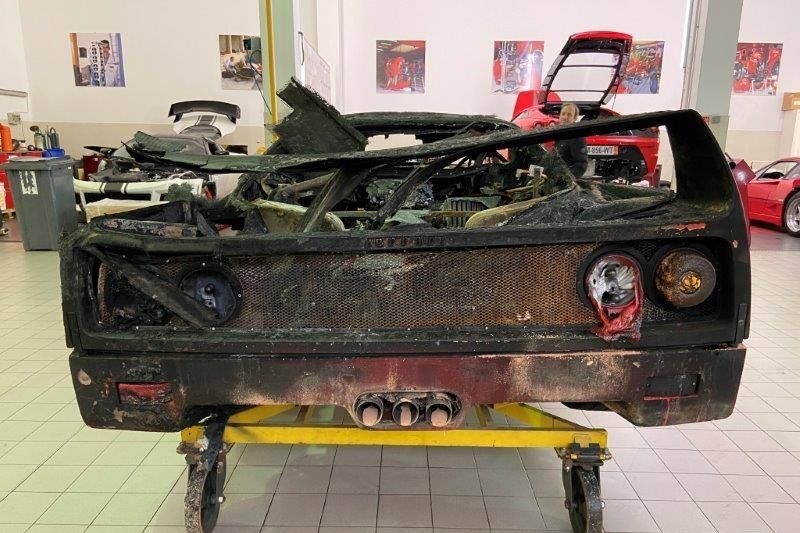 Feltámad a Monacoban porrá égett Ferrari F40-es? 8