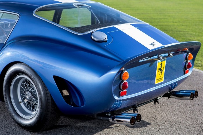 Amikor elmész egy körre a világ legdrágább autójával