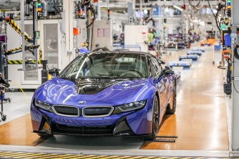 Különleges lett az utolsó i8-as BMW