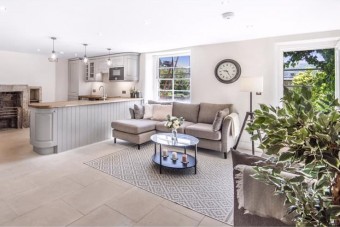 Varázslatos átalakuláson ment keresztül a romos épület