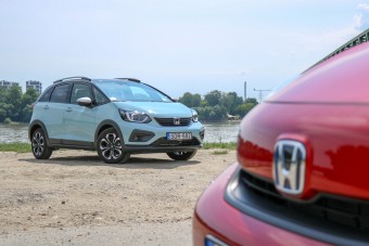 Nagy tér, kicsike helyen