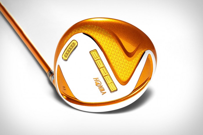 Itt az aranyozott golfütő azoknak, akiknek semmi sem drága 1 | Vezess Itt az aranyozott golfütő azoknak, akiknek semmi sem drága 1