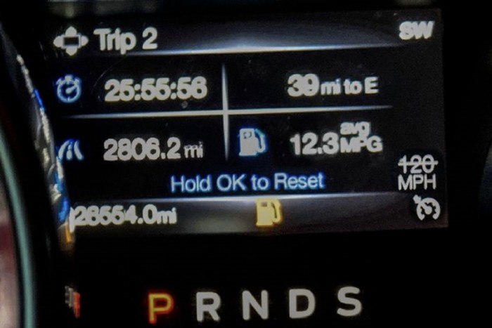 Átszáguldott Amerikán egy bérelt Mustanggal, kevesebb mint 26 óra alatt 9