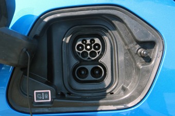 Új villanyautó-támogatási program indul itthon