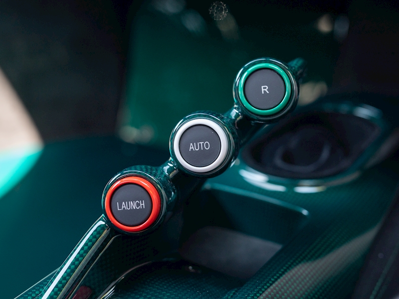 Ezen a Ferrarin csak az extrák 56 millió forintba kerültek 5