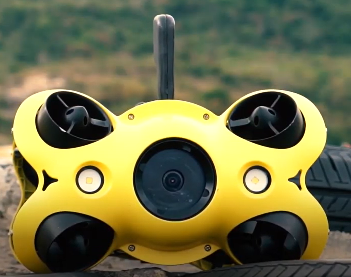 Egy víz alatti drón új színt ad a tengerparti nyaraláshoz 1 | Vezess Egy víz alatti drón új színt ad a tengerparti nyaraláshoz 1