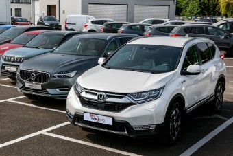 Mennyire mélyen nyúl a kereskedők zsebébe a különadó?