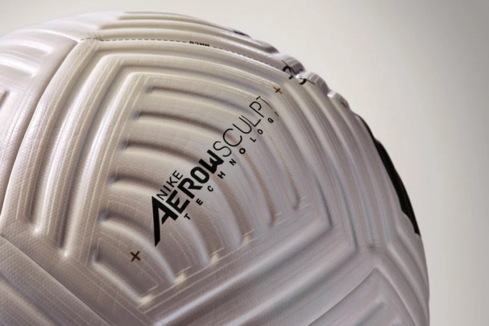 Formabontó focilabdát mutatott be a Nike