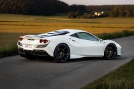 A Novitec a telhetetleneknek csinál Ferrari F8-ast 21