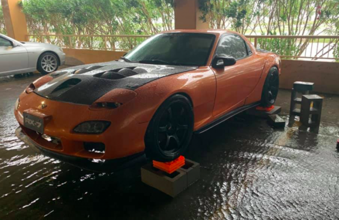 Egy idegen ritka autóját mentette meg a nap hőse 4