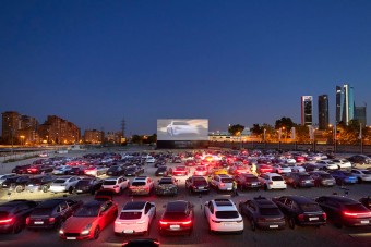 Ebben a Porsche autósmoziban a parkoló látványosabb volt, mint a film