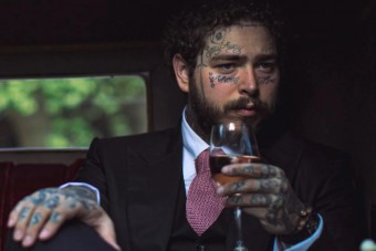 Két nap alatt eladott 50 ezer palack bort a tetovált arcú rapper