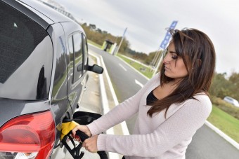 Szerdán csökken az üzemanyagok ára itthon