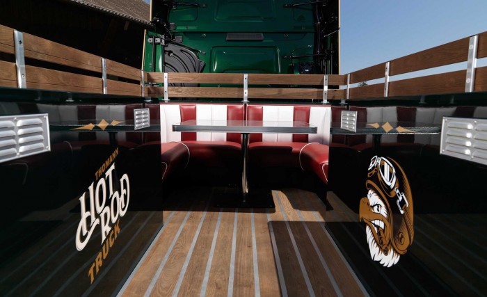 Hot rodot csináltak a Renault T-modellből 2