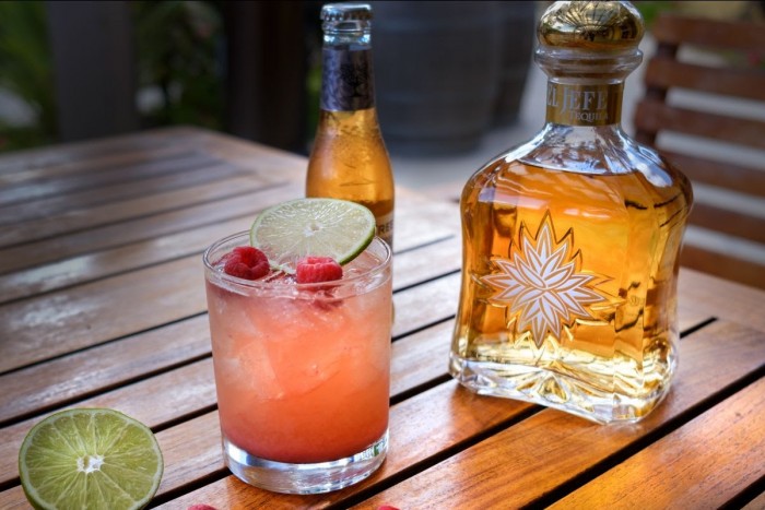 Koktélt kevertek egy versenypályának