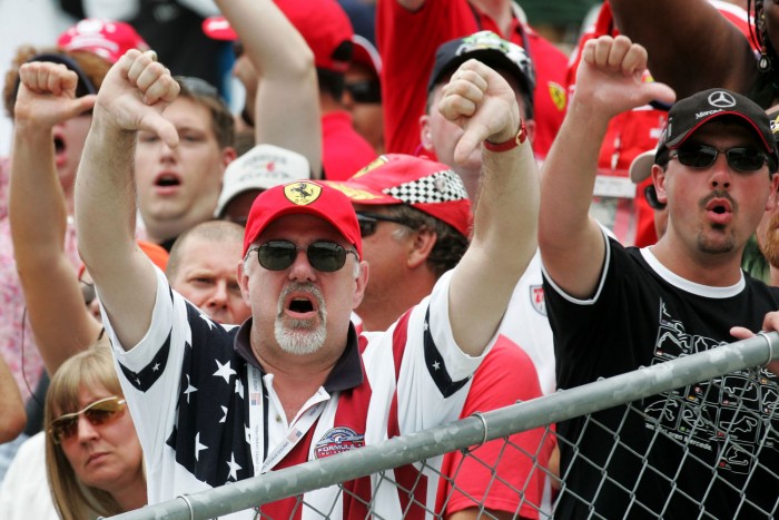 A nap, amikor hülyét csinált magából a Forma-1 – videó