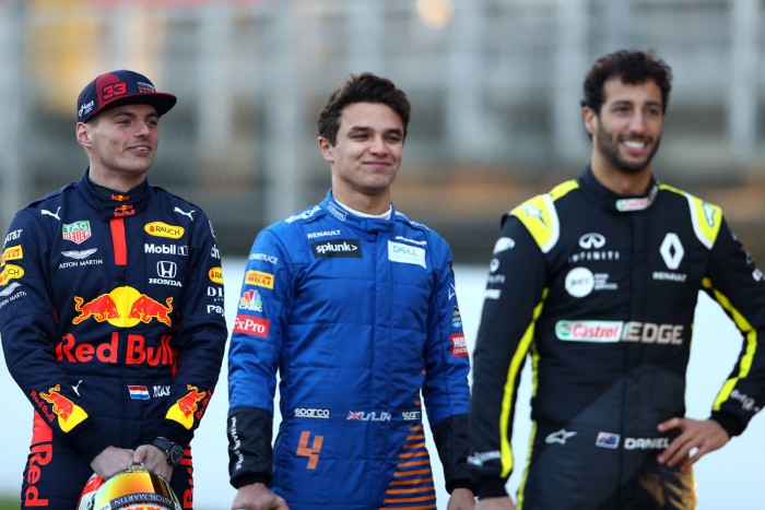 F1: Verstappen súg a McLaren-ifjoncnak